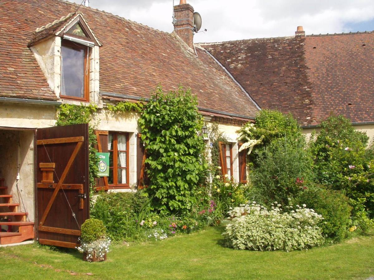Gite De La Galaisiere Préaux Exterior foto